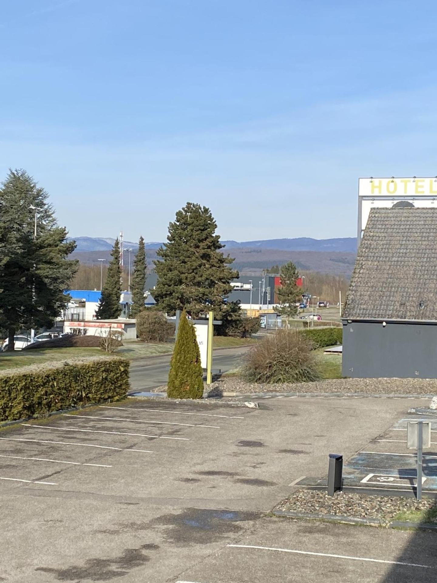 Hotel Belfort Bessoncourt Buitenkant foto